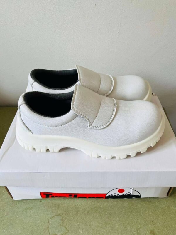 Chaussures de sécurité blanches neuves – Style Mocassin Cuisine / Médical / Agro T37