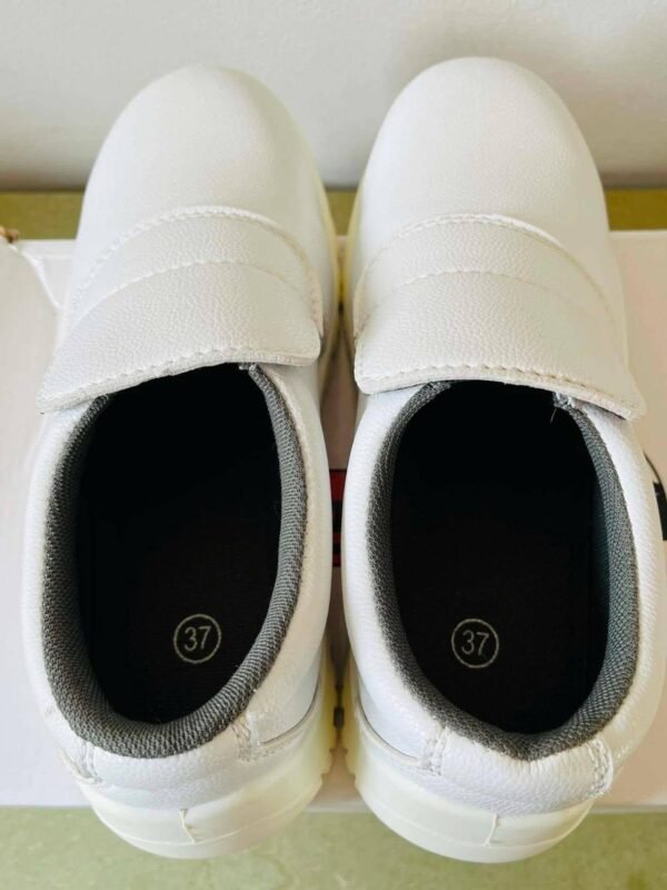 Chaussures de sécurité blanches neuves – Style Mocassin Cuisine / Médical / Agro T37