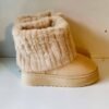 Bottes fourrées beige neuve T 36/37