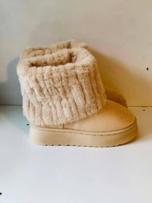 Bottes fourrées beige neuve T 36/37