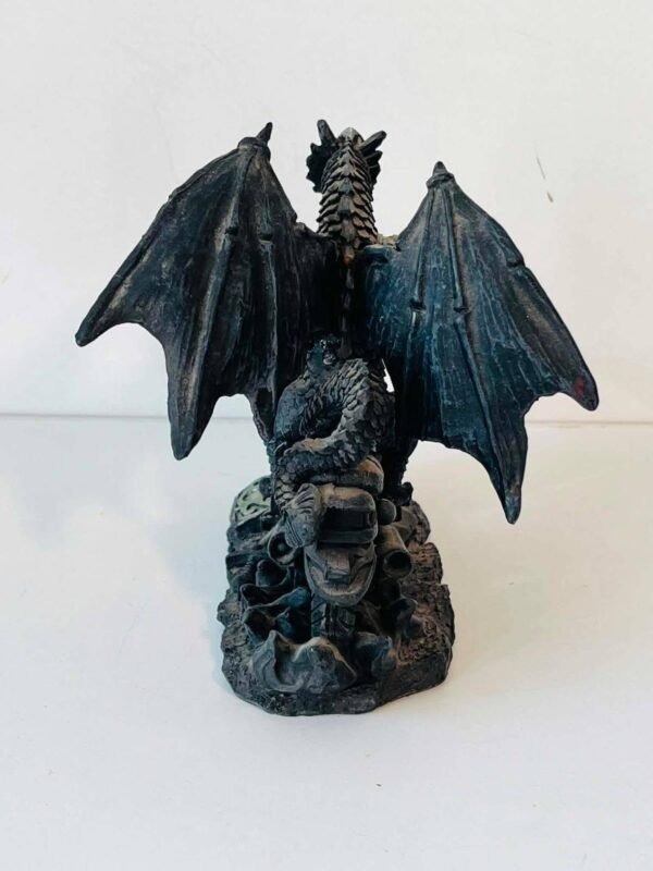 Statuette Dragon Motard Biker sur Chopper – Style Gothique
