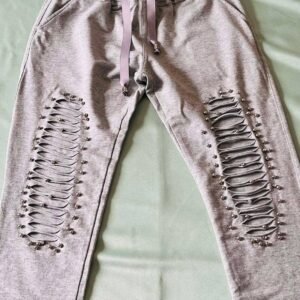 Pantalon de jogging/legging gris avec détails lacés et perles aux genoux T M/L