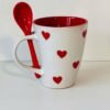 tasse coeur Tasse en céramique Blanc et Rouge à cœurs avec cuillère intégrée